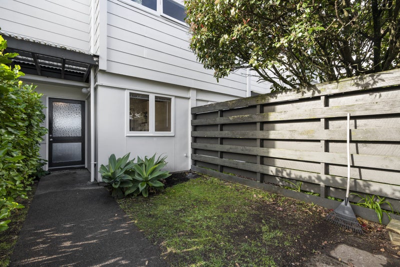 2/111 Melrose Road, Mount Roskill, Auckland - Carousel 2