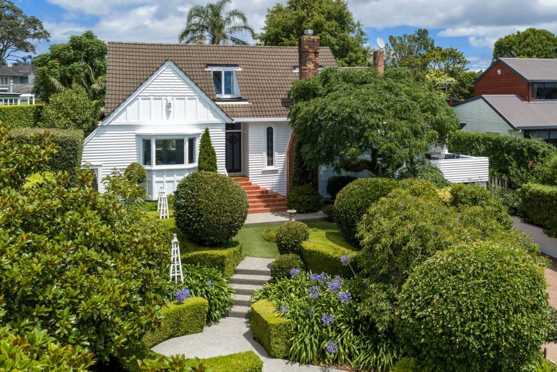 4 Brilliant Street, St Heliers, Auckland - Carousel 2