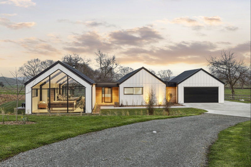 3072 Cambridge Road, Cambridge, Waipa, Waikato - Carousel 1