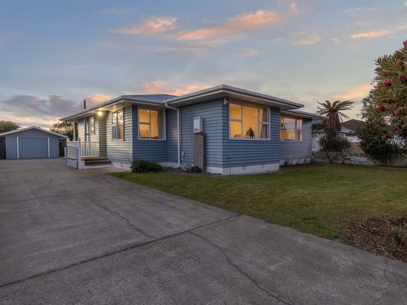 13 Bowen Street, Levin, Levin - Carousel 1