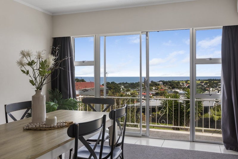 30 Crownhill Street, Spotswood, New Plymouth - Carousel 2