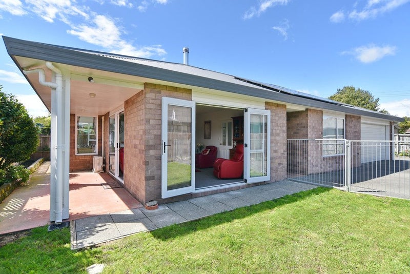 2/76 Highsted Road, Bishopdale, Christchurch - Carousel 1