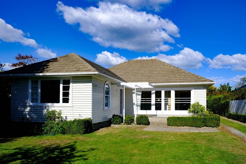 6 Joyce Crescent, Ilam, Christchurch - Carousel 1