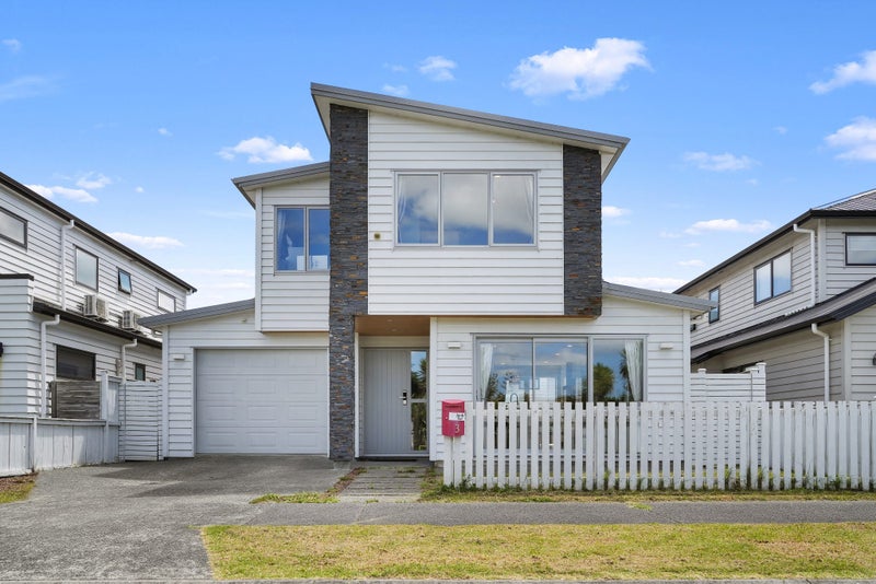 3 Lilley Terrace, Whenuapai, Auckland - Carousel 1