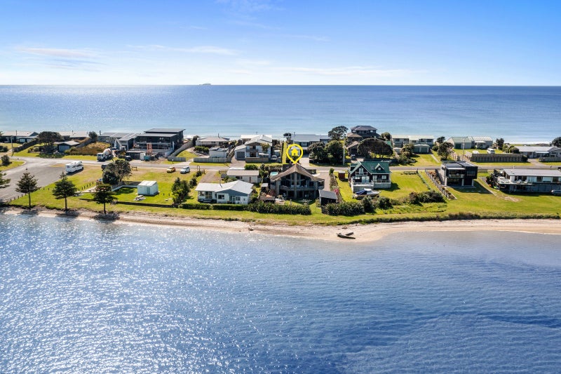 694 Pukehina Parade, Te Puke - Carousel 2