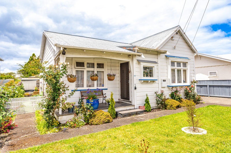 121 Glasgow Street, Whanganui, Whanganui - Carousel 1