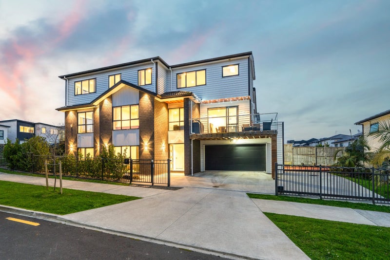 5 Riwai Street, Flat Bush, Auckland - Carousel 1