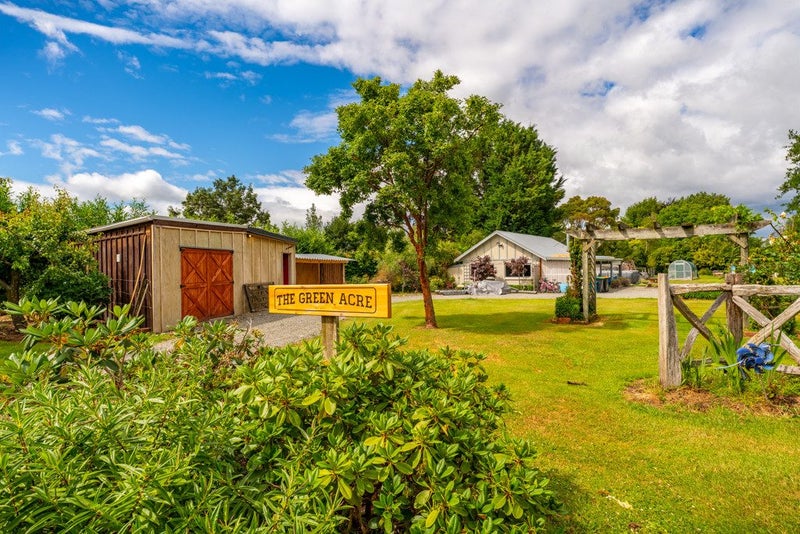 35 Church Street, Woodbury - Carousel 1