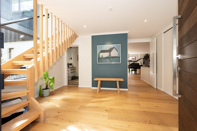 5 Titiwai Place, Birkenhead, Auckland - Carousel 2