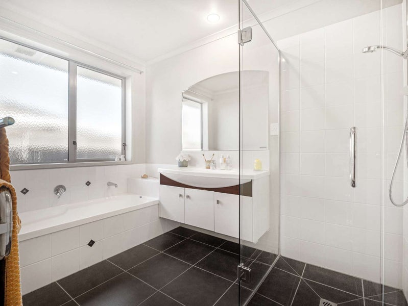 5 Barbary Close, Wharewaka, Taupo - Carousel 32