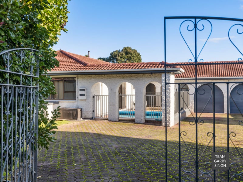 14 Emory Drive, Conifer Grove, Takanini - Carousel 2