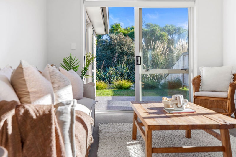 91 Hills View Drive, Papamoa, Papamoa - Carousel 1