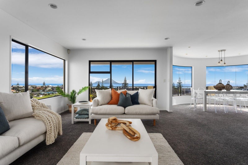 11 Island View Heights, Coastlands, Whakatāne - Carousel 1