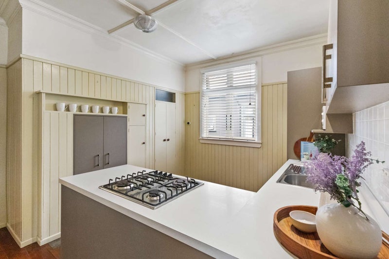 44 Miro Street, Takaro, Palmerston North - Carousel 2