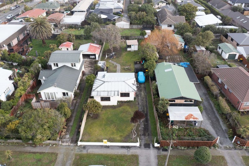 240 Pine Avenue, South New Brighton, Christchurch - Carousel 1