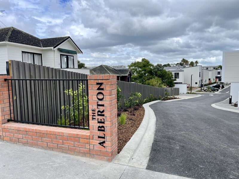 84/124 Taylors Road, Mount Albert, Auckland City, Auckland - Carousel 1