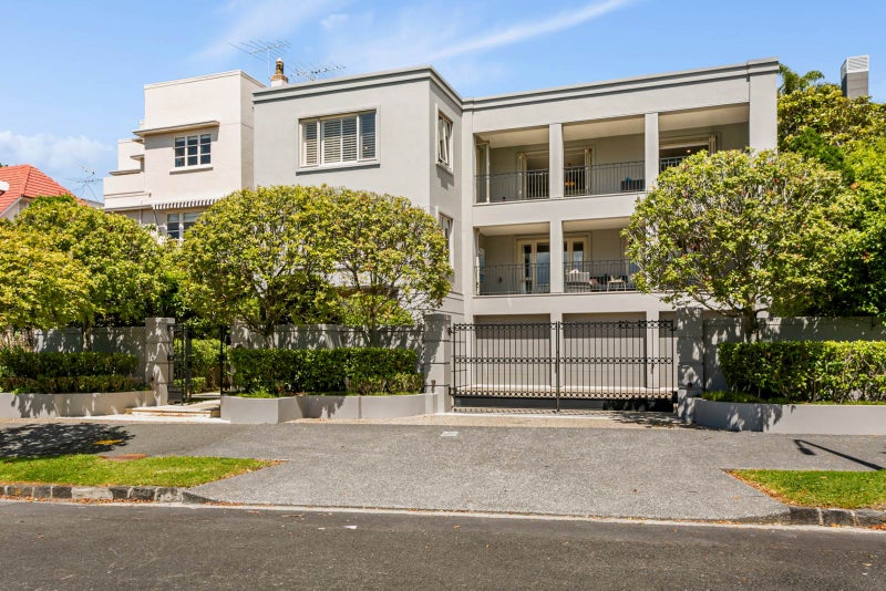 19 Arney Crescent, Remuera, Auckland - Carousel 2