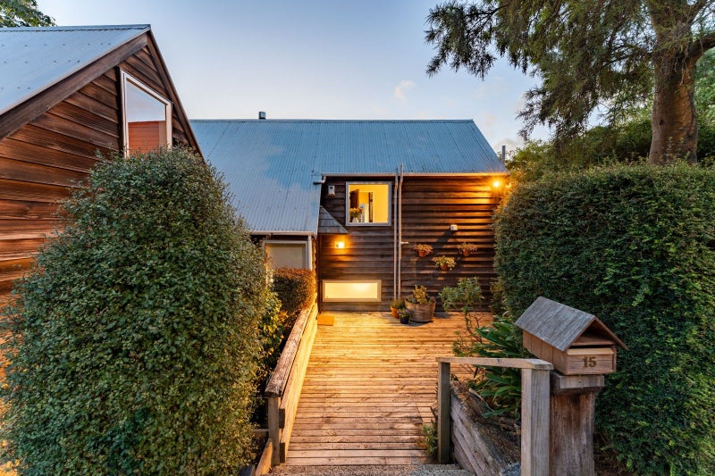 15 Hatfield Street, Opoho, Dunedin - Carousel 2