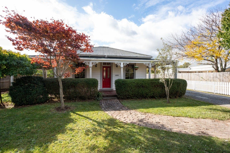 49 Ellis Street, Brightwater - Carousel 1