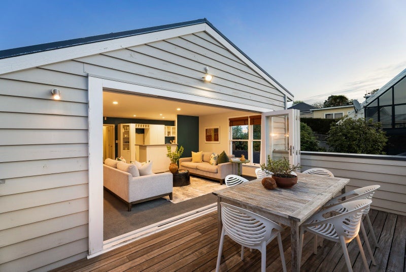 148 Bassett Road, Remuera, Auckland - Carousel 1