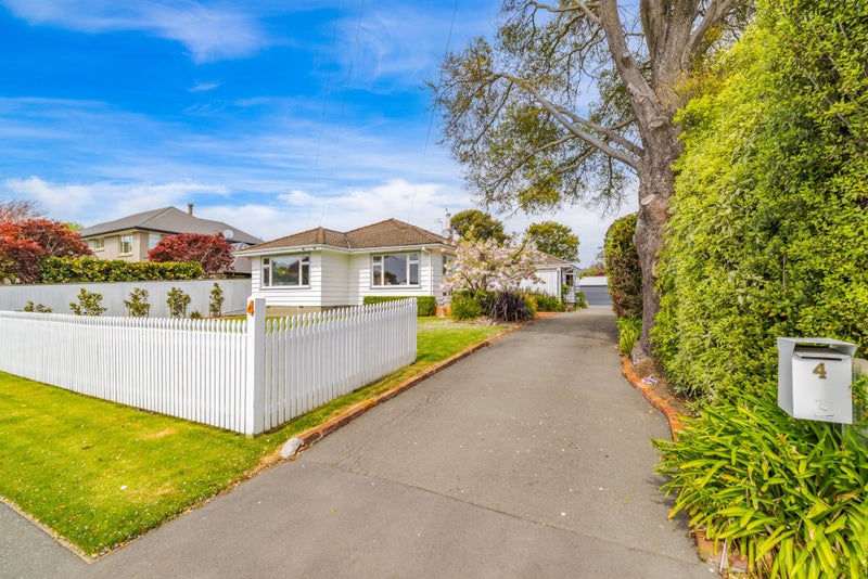 4 Bannister Place, Ilam, Christchurch - Carousel 1