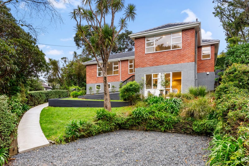 49A Simla Crescent, Khandallah, Wellington - Carousel 1
