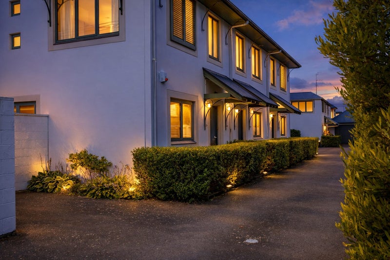 2/36 Champion Street, St. Albans, Christchurch City, Canterbury - Carousel 27