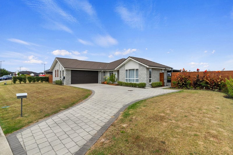12 Bragato Way, Te Kauwhata, Te Kauwhata - Carousel 1