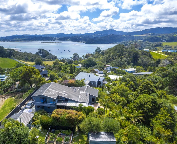 14 Laika Avenue, Warkworth - Carousel 2