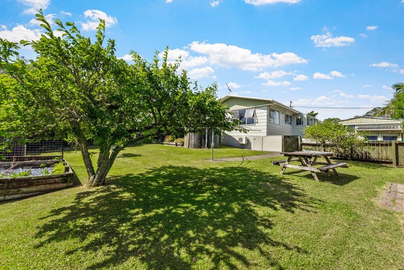 27 Penton Road, Stanmore Bay, Whangaparaoa - Carousel 2