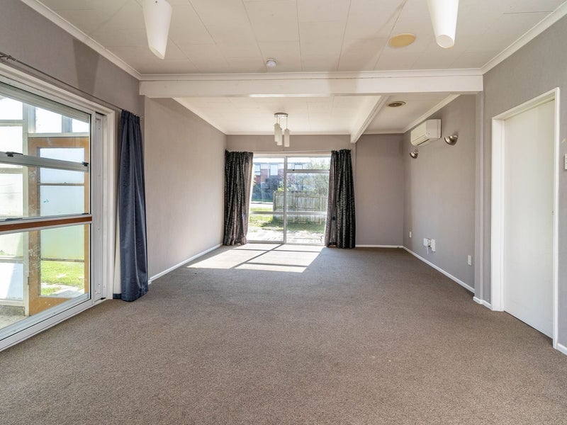 18 Collins Street, Waikouaiti, Waikouaiti - Carousel 2