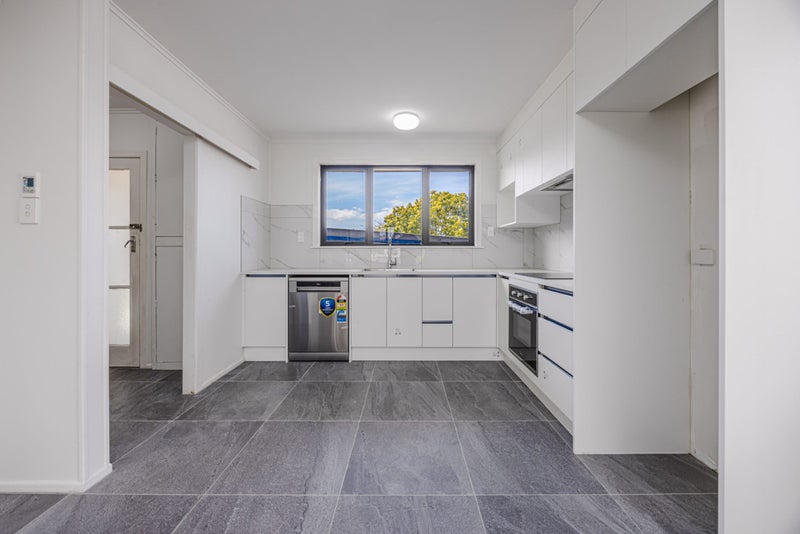 116 Clayton Avenue, Otara, Auckland - Carousel 2