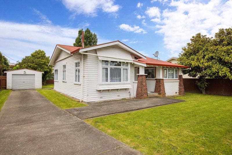 77 Heretaunga Street, Palmerston North, Palmerston North - Carousel 1