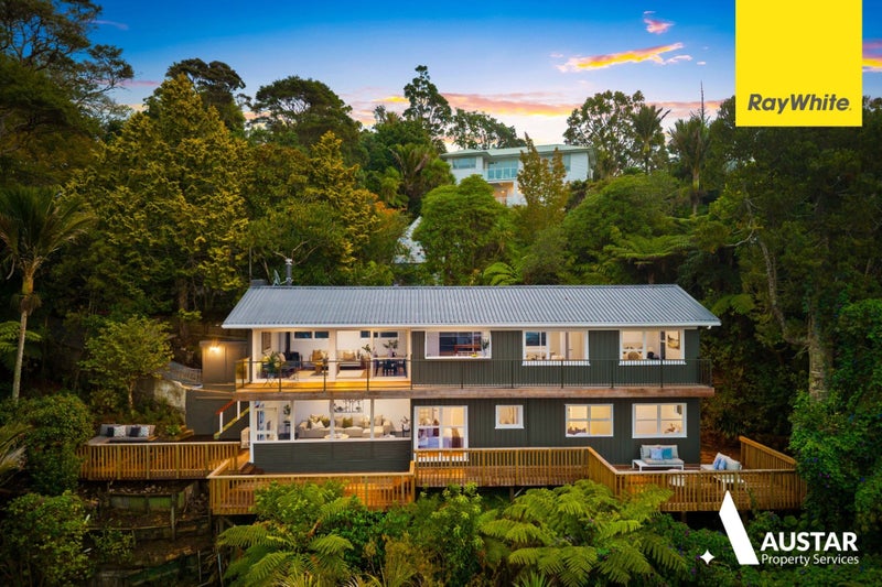 32 Rangiwai Road, Titirangi, Auckland - Carousel 1