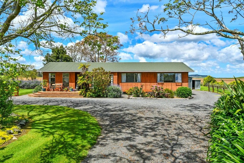 2086 State Highway 2, Maramarua, Pokeno - Carousel 1