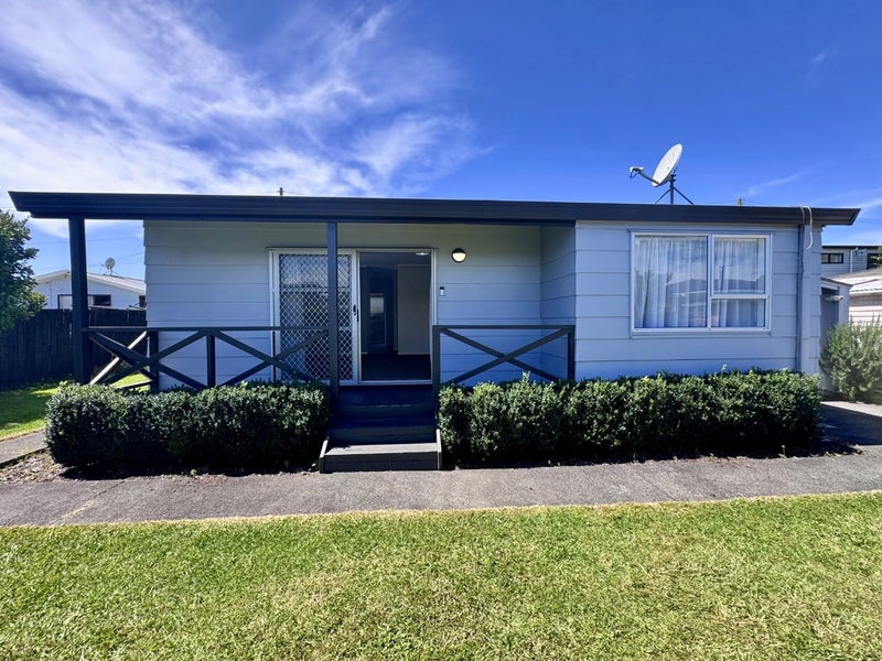 2/6 Short Street, Papakura, Auckland - Carousel 1