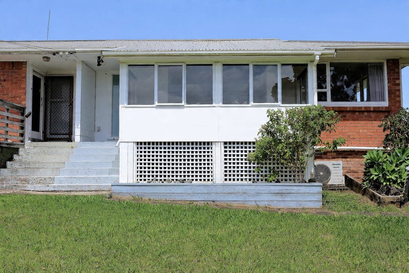 1/30 Kay Drive, Blockhouse Bay, Auckland - Carousel 1