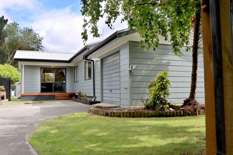 48 Newton Place, Westbrook, Palmerston North - Carousel 1