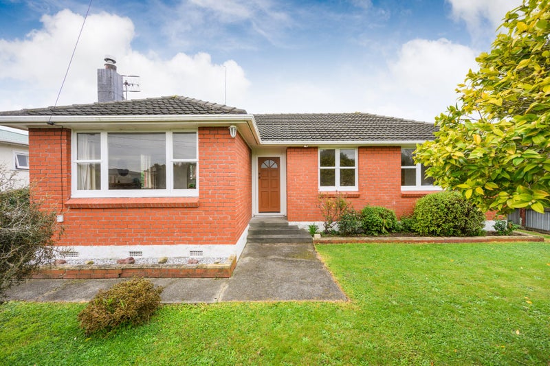 25 Andrew Street, Feilding, Feilding - Carousel 16