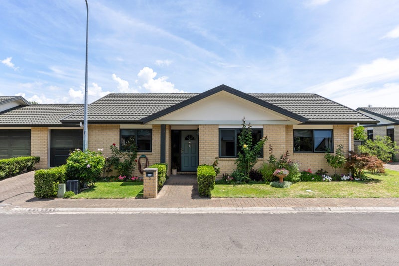 3 Coulston Place, Riverdale, Gisborne - Carousel 1