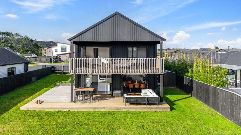 35 Vogwill Road, Kumeu, Rodney, Auckland - Carousel 1