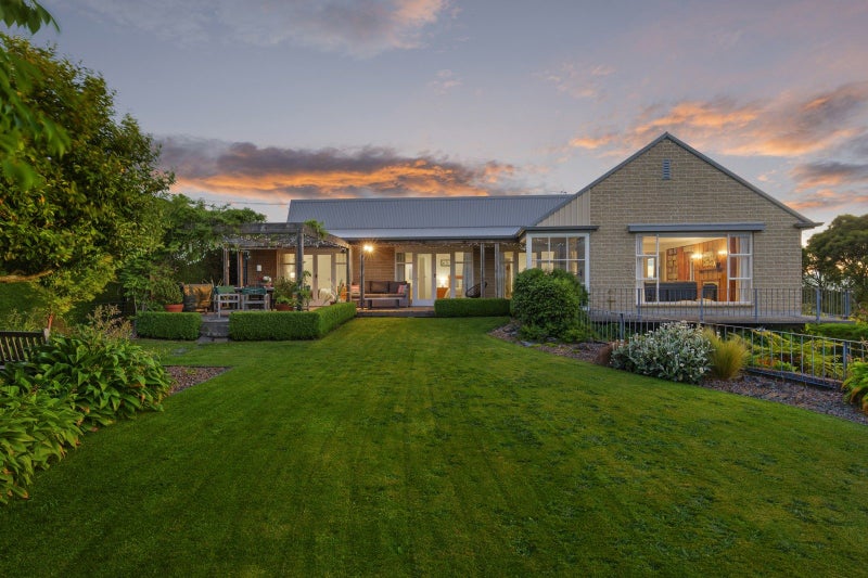 291 Kennedys Bush Road, Kennedys Bush, Christchurch - Carousel 1