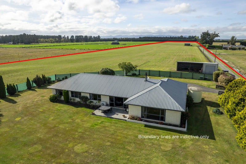 1/208 West Melton Road, Christchurch - Carousel 1