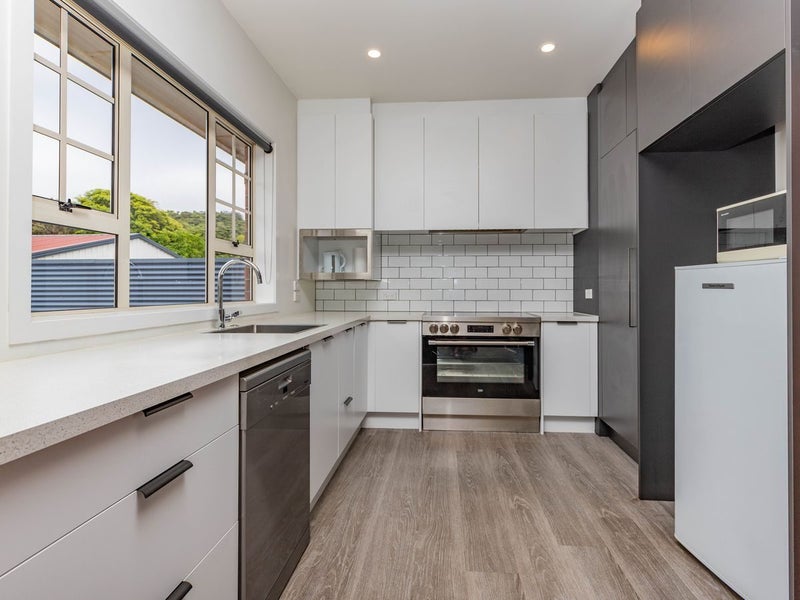 1 Byron Street, Greymouth, Greymouth - Carousel 2