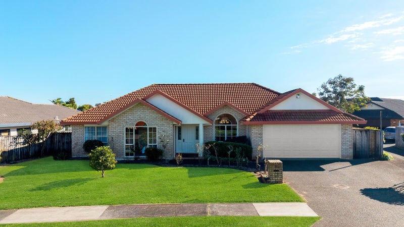 12 Ballycullanie Place, Dannemora, Auckland - Carousel 1