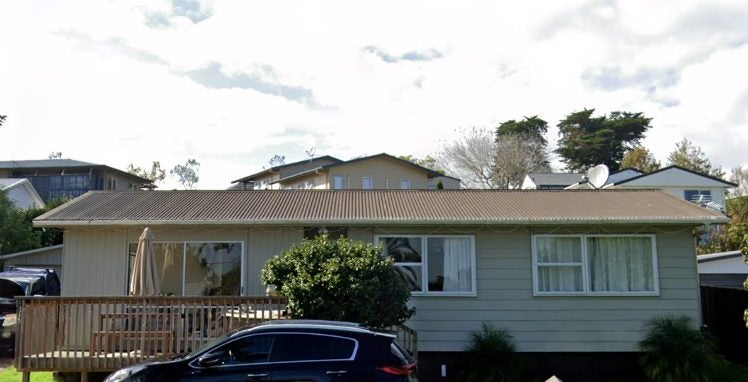 2 Garfield Road, Helensville, Rodney, Auckland - Carousel 1