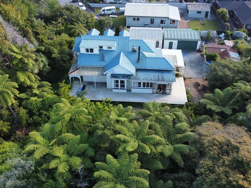 2 Palmerston Street, Greymouth, Greymouth - Carousel 1