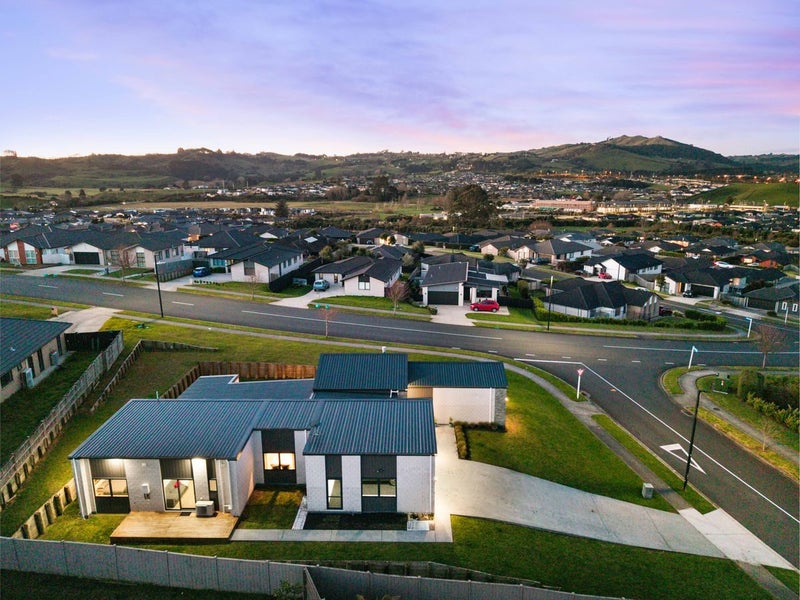 2 Ulcoats Lane, Pokeno - Carousel 2