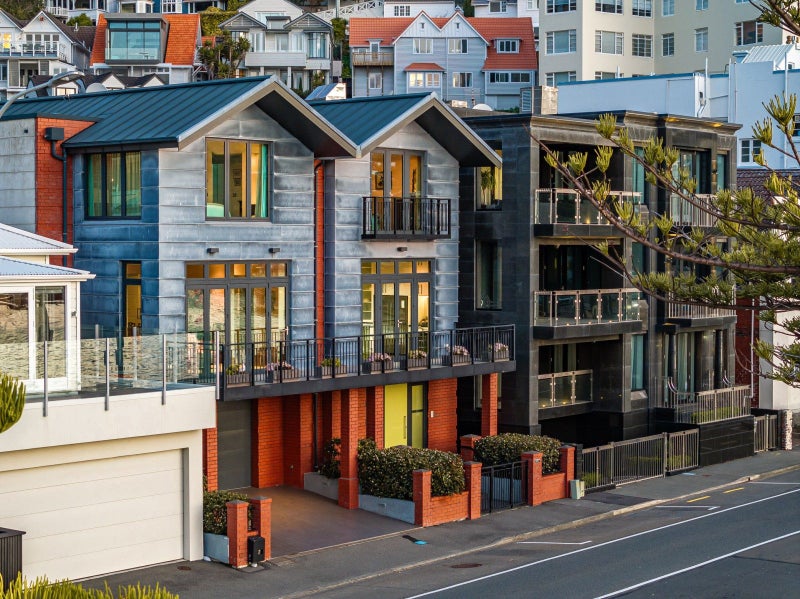 286 Oriental Parade, Oriental Bay, Wellington - Carousel 1