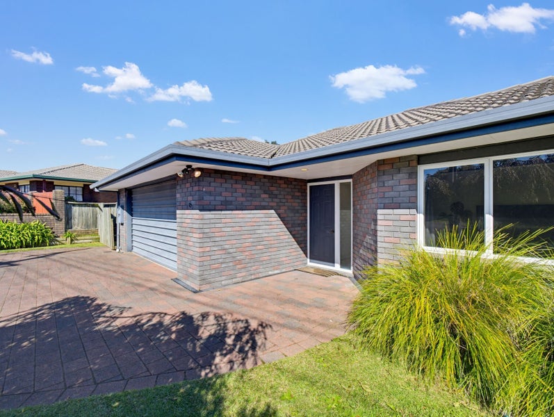 27 Basley Road, Owhata, Rotorua - Carousel 24